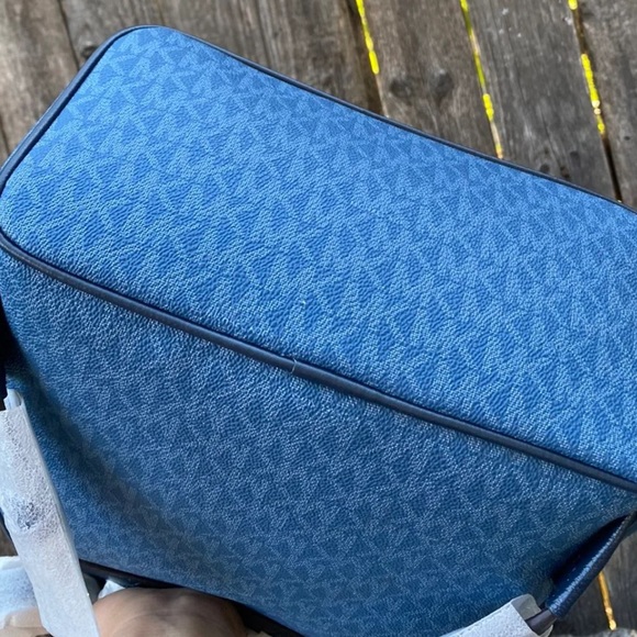 MICHAEL KORS 35T1S4AB6B ADINA MEDIUM BACKPACK - Picture 12 of 13